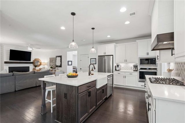 4711 Blisston Street NE, Marietta, GA 30066