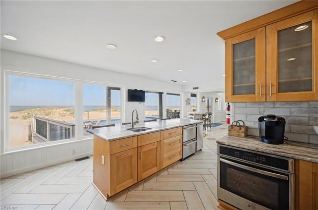 3380 Sandfiddler RD, Virginia Beach, VA 23456