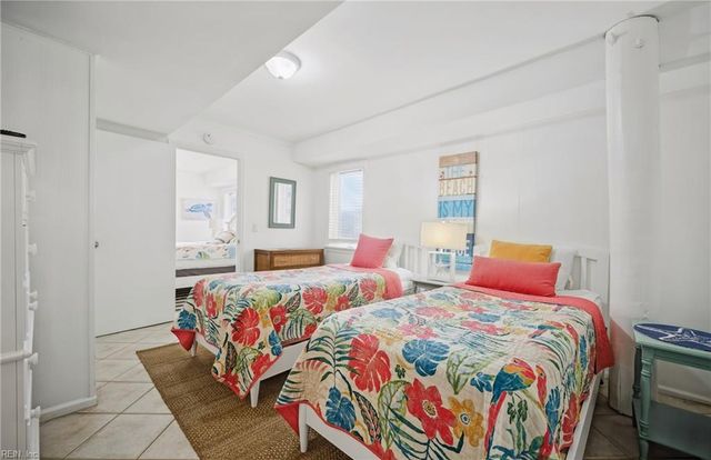 3380 Sandfiddler RD, Virginia Beach, VA 23456