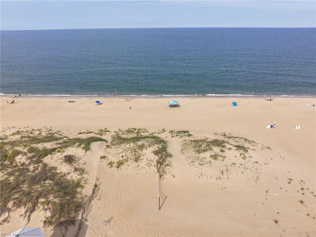 3380 Sandfiddler RD, Virginia Beach, VA 23456