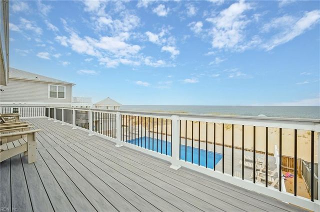3380 Sandfiddler RD, Virginia Beach, VA 23456