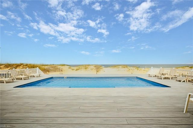 3380 Sandfiddler RD, Virginia Beach, VA 23456