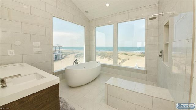 3380 Sandfiddler RD, Virginia Beach, VA 23456