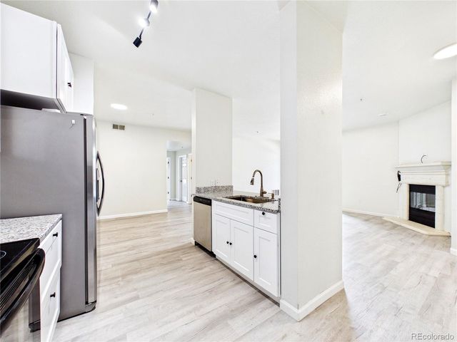 3890 S Dayton St 107, Aurora, CO 80014