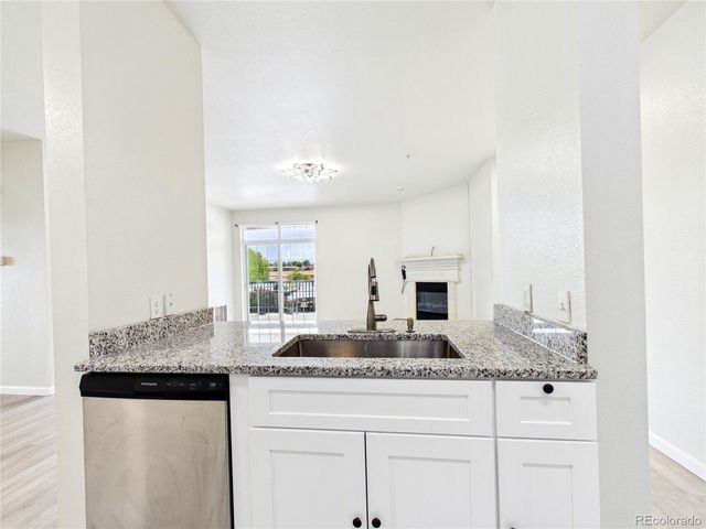 3890 S Dayton St 107, Aurora, CO 80014
