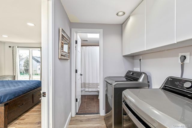 5 Longleaf Lane, Medford, NY 11763