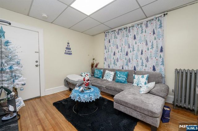 427-429 N 12th Street, Newark, NJ 07107