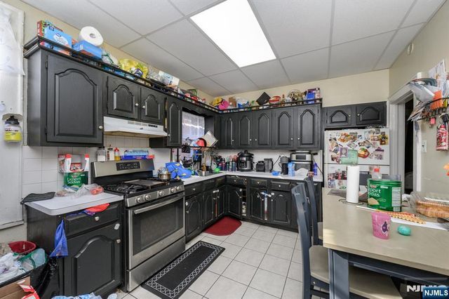 427-429 N 12th Street, Newark, NJ 07107