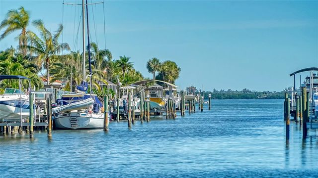 3912 99TH STREET W, Bradenton, FL 34210