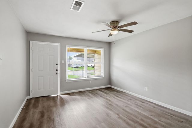 2311 Garvey Drive, Pasadena, TX 77506