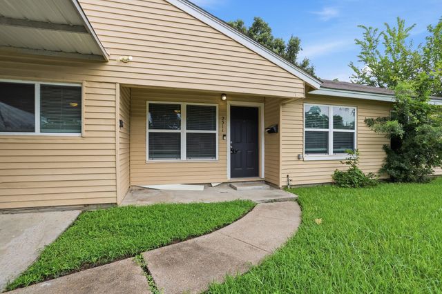 2311 Garvey Drive, Pasadena, TX 77506