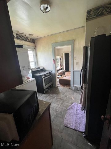 13805 Earlwood Road, Cleveland, OH 44110