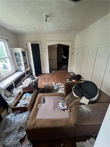 13805 Earlwood Road, Cleveland, OH 44110