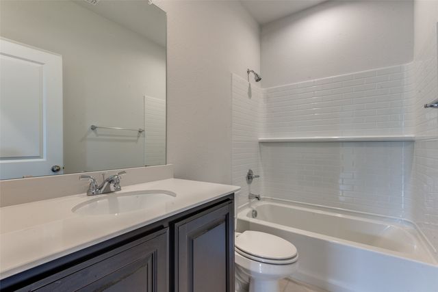 717 Presidio Street, Aubrey, TX 76227