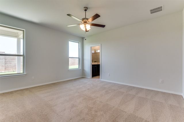 717 Presidio Street, Aubrey, TX 76227