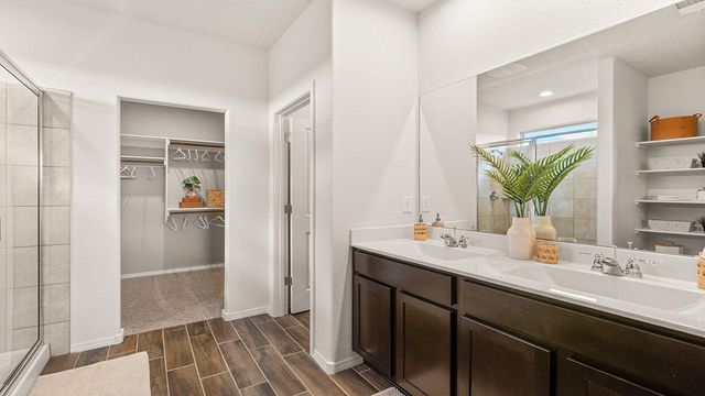 2605 Eglisfield Loop NE, Rio Rancho, NM 87144