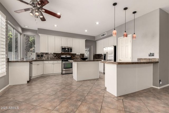 6058 W Abraham Lane, Glendale, AZ 85308