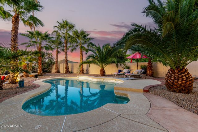 6058 W Abraham Lane, Glendale, AZ 85308