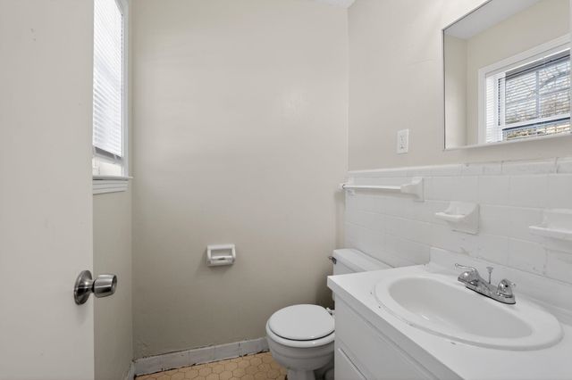 3270 FRAYSER VIEW DR, Memphis, TN 38127