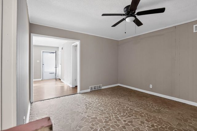 3270 FRAYSER VIEW DR, Memphis, TN 38127