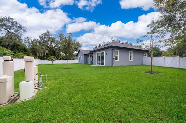 2766 SHANNIN DRIVE, St Cloud, FL 34771