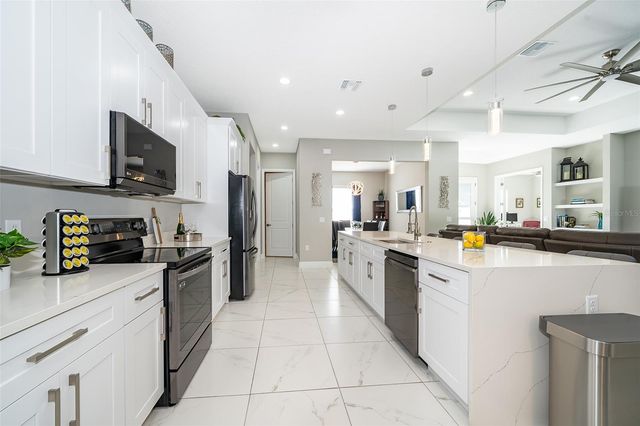 2766 SHANNIN DRIVE, St Cloud, FL 34771