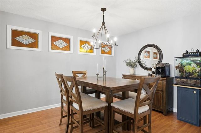 1204 Fern Hollow Dr, Woodstock, GA 30189