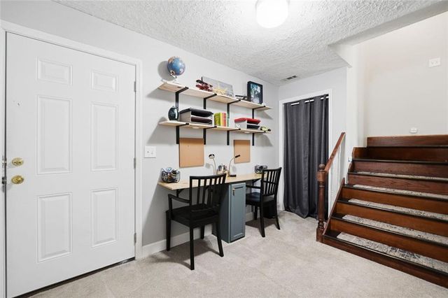 1204 Fern Hollow Dr, Woodstock, GA 30189