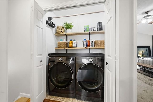 1204 Fern Hollow Dr, Woodstock, GA 30189