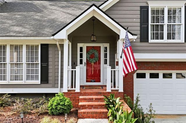 1204 Fern Hollow Dr, Woodstock, GA 30189