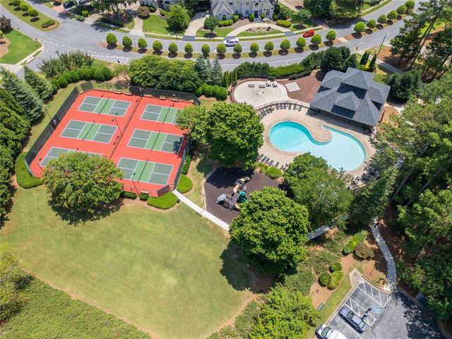 1204 Fern Hollow Dr, Woodstock, GA 30189