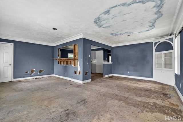 2360 Chambers Road, Moline Acres, MO 63136