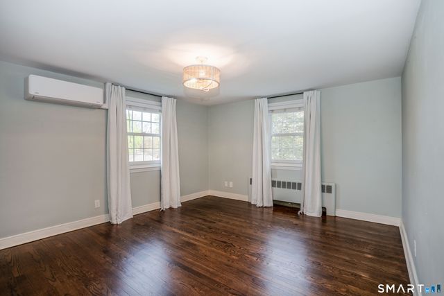 25 Meadow Farms Road, West Hartford, CT 06107