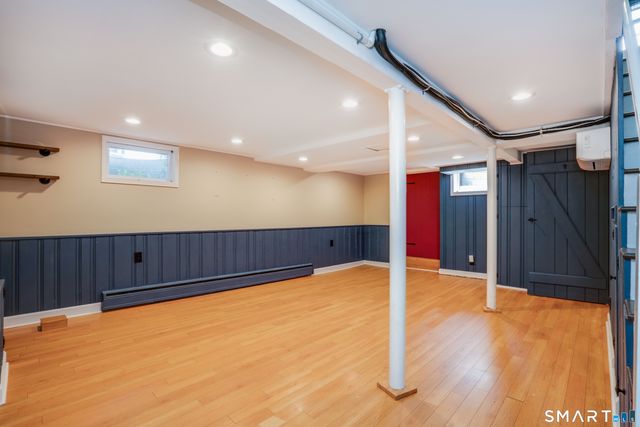 25 Meadow Farms Road, West Hartford, CT 06107