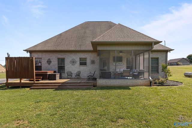 756 Delynn Drive, Hazel Green, AL 35750