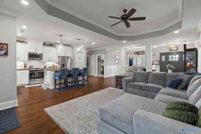 756 Delynn Drive, Hazel Green, AL 35750