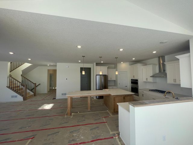 15799 Granada Avenue N, Hugo, MN 55038