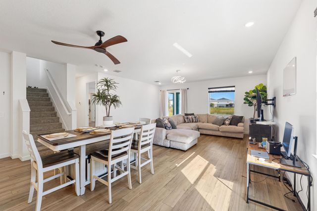 12225 SW Roma Circle SW, Port St Lucie, FL 34987