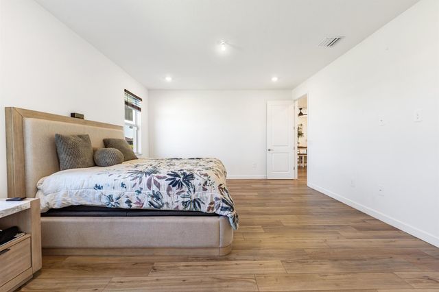 12225 SW Roma Circle SW, Port St Lucie, FL 34987