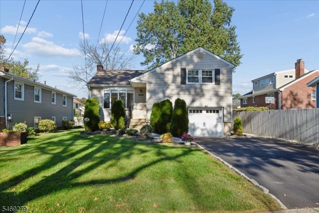 1609 Central Ave, Westfield Town, NJ 07090 — photo 2