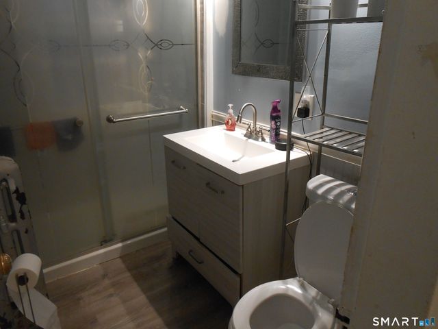 95 Savoy Street, Bridgeport, CT 06606