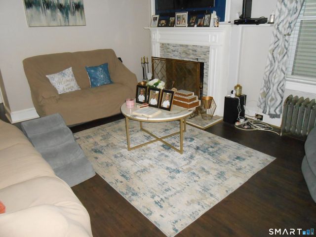 95 Savoy Street, Bridgeport, CT 06606