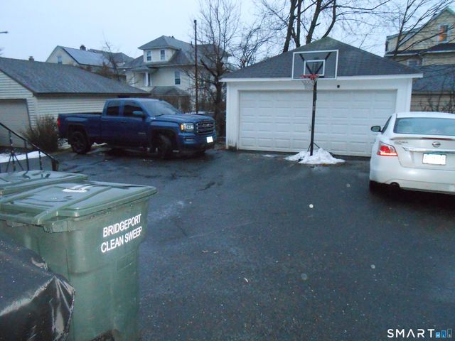 95 Savoy Street, Bridgeport, CT 06606