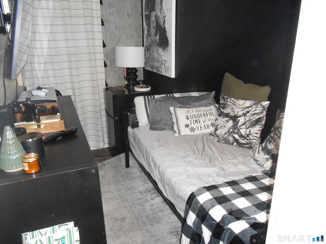 95 Savoy Street, Bridgeport, CT 06606