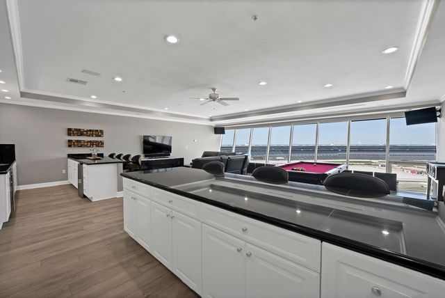3575 Lone Star Circle 909, Fort Worth, TX 76177
