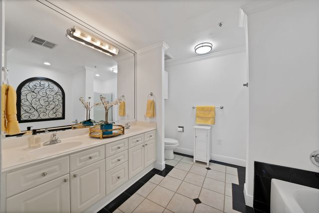 3575 Lone Star Circle 909, Fort Worth, TX 76177