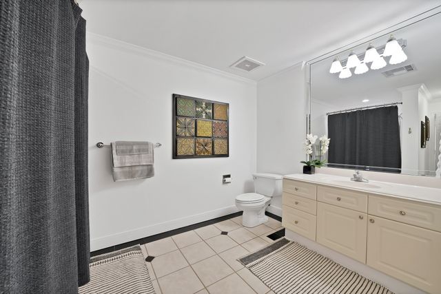 3575 Lone Star Circle 909, Fort Worth, TX 76177