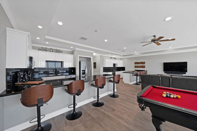 3575 Lone Star Circle 909, Fort Worth, TX 76177