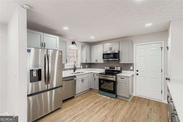 644 Navarre Drive, Stone Mountain, GA 30087