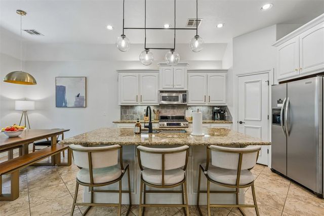 13221 Englewood Lane, Edmond, OK 73013